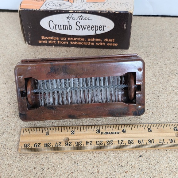 vintage Hostess Crumb Sweeper Retro Tablecloth Brush Nylon prop Original  Box - Picture 3 of 10